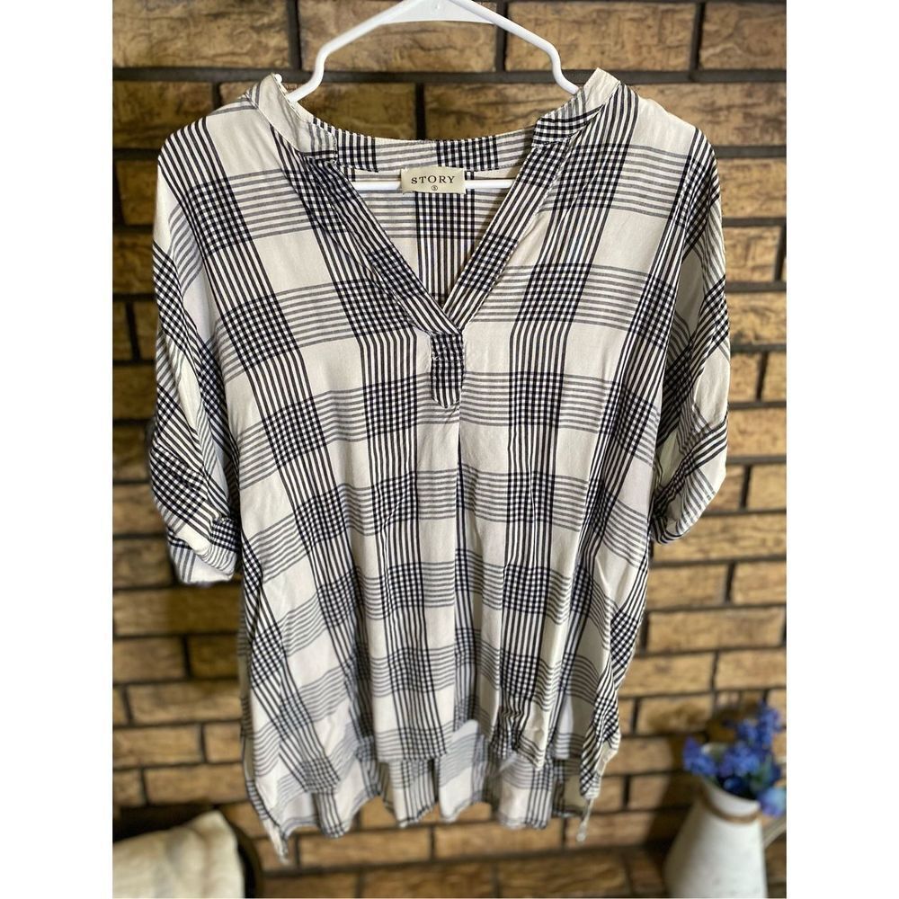 ‎Story Striped Plaid Women’s Blouse